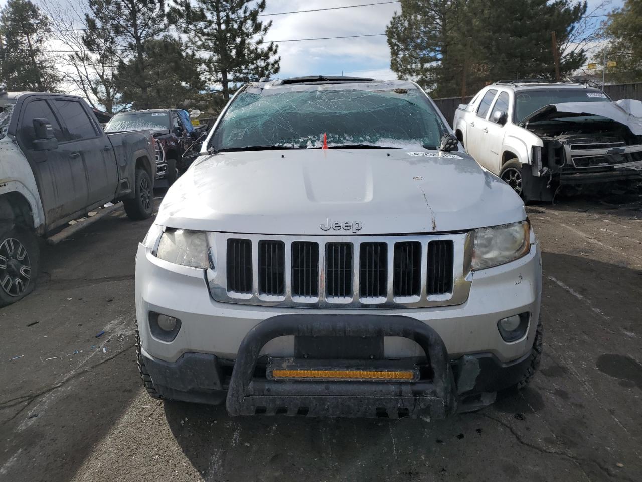 2012 Jeep Grand Cherokee - Image 5