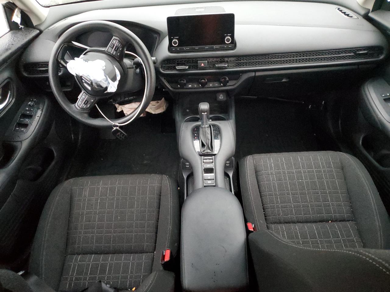 2024 Honda Hr-V Lx VIN: 3CZRZ1H37RM751795 Lot: 43977185