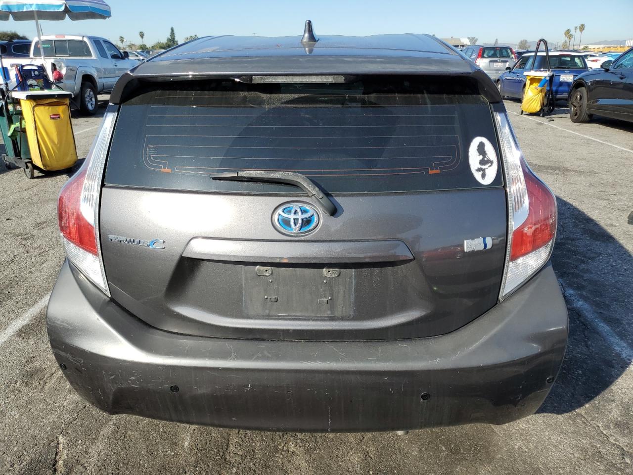 2015 Toyota Prius - Image 6