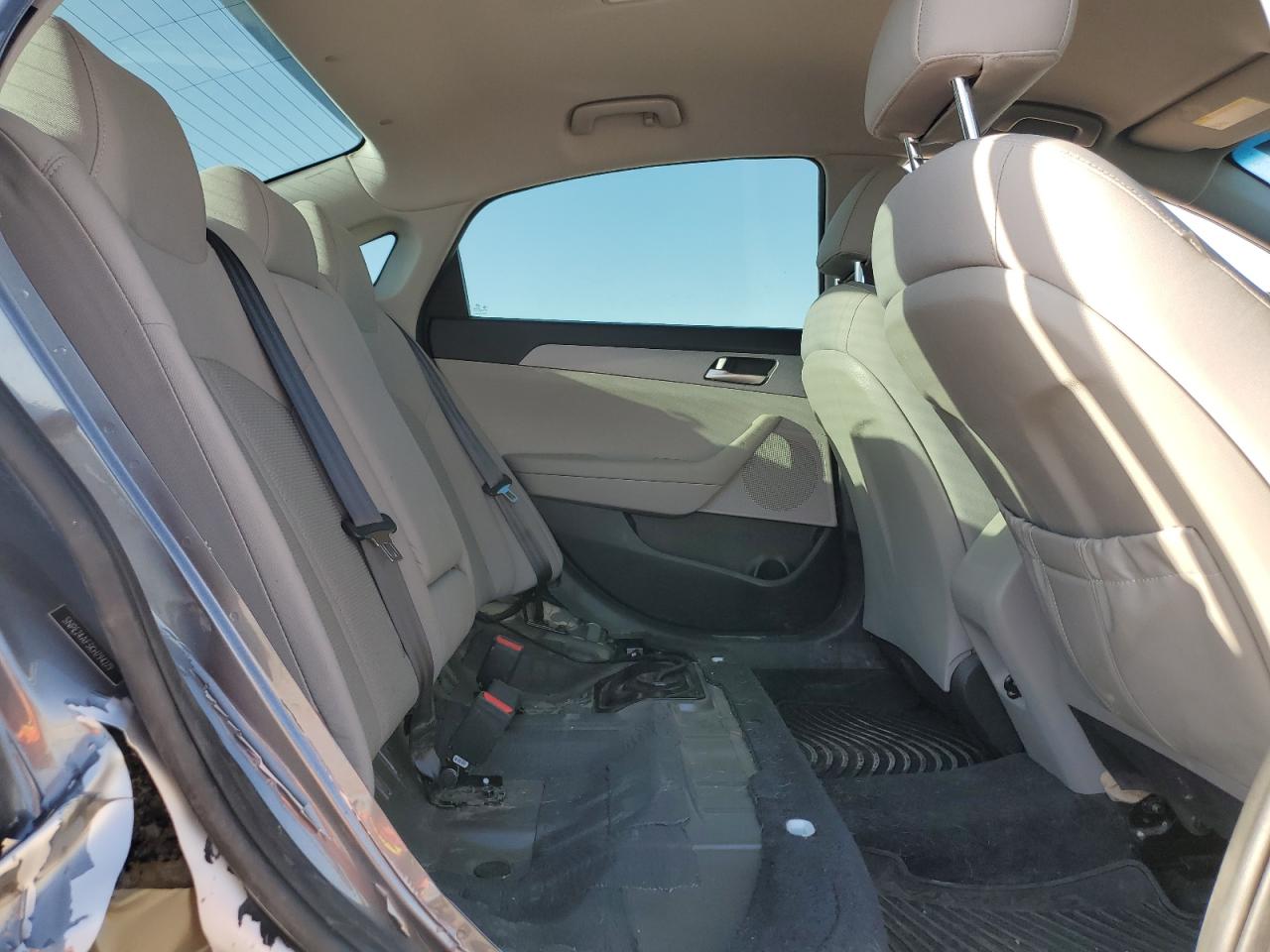 2019 Hyundai Sonata - Image 10