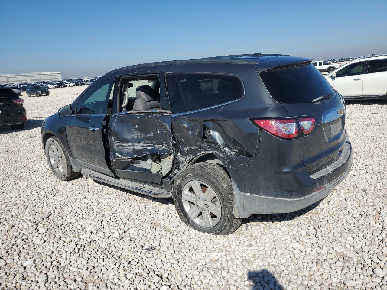 2014 Chevrolet Traverse - Image 2