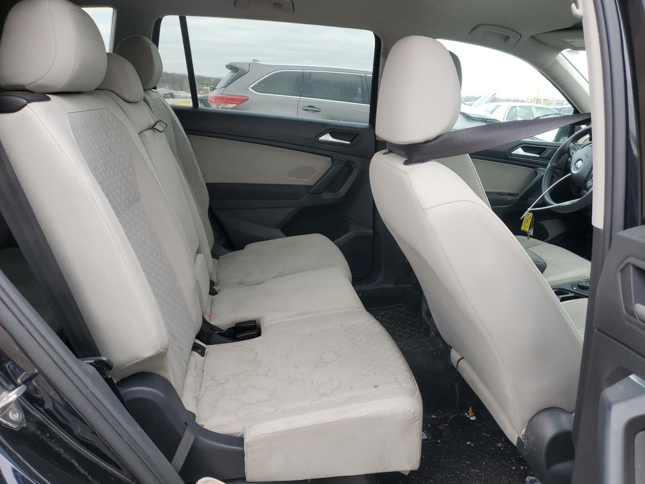 2019 Volkswagen Tiguan - Image 11