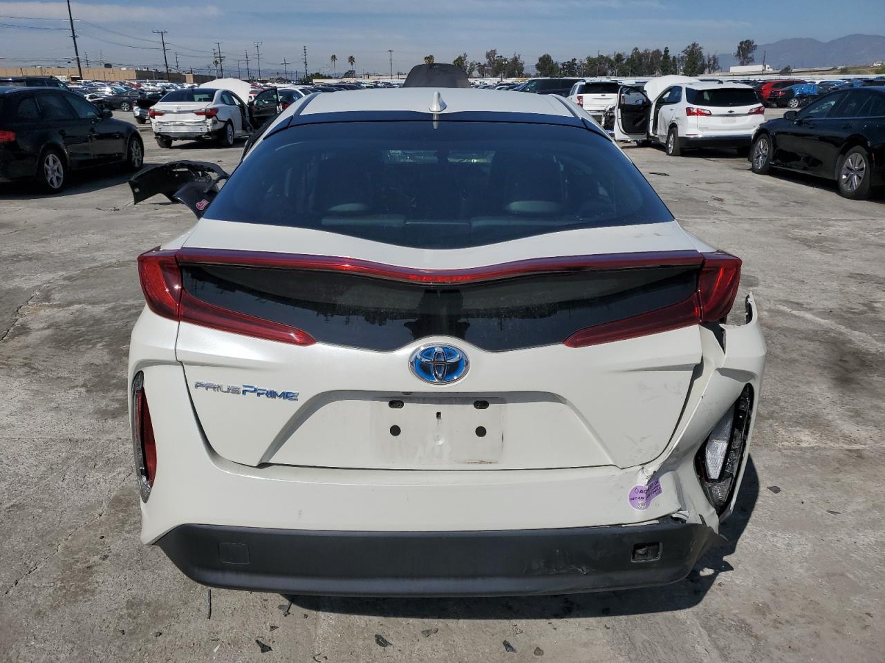 2018 Toyota Prius - Image 6