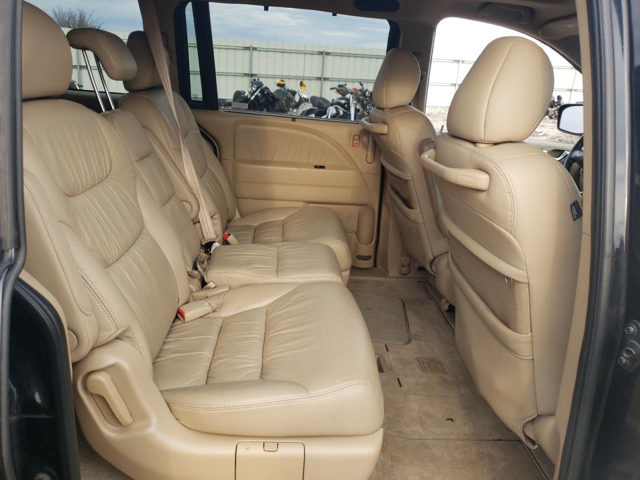 2007 Honda Odyssey - Image 11