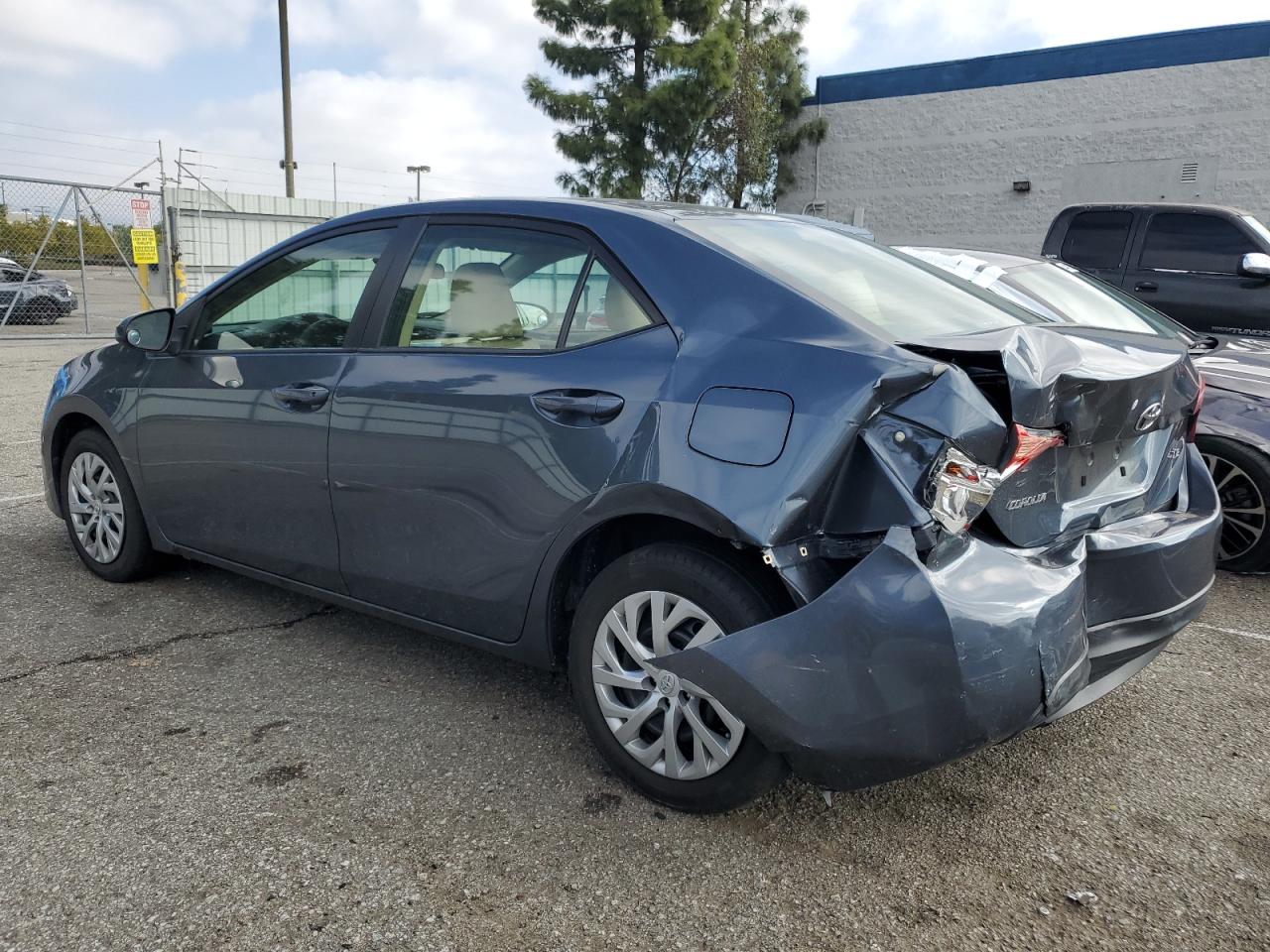 2017 Toyota Corolla - Image 2