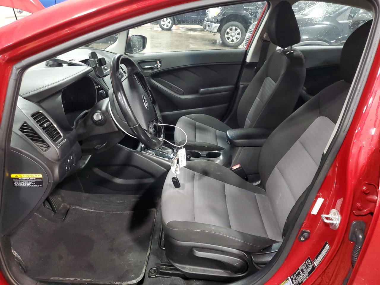 2017 Kia Forte - Image 7
