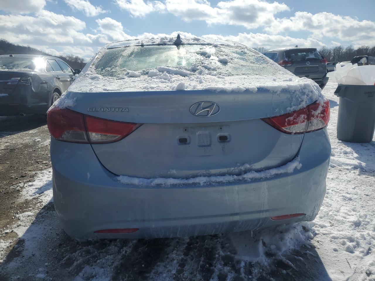 2013 Hyundai Elantra - Image 6