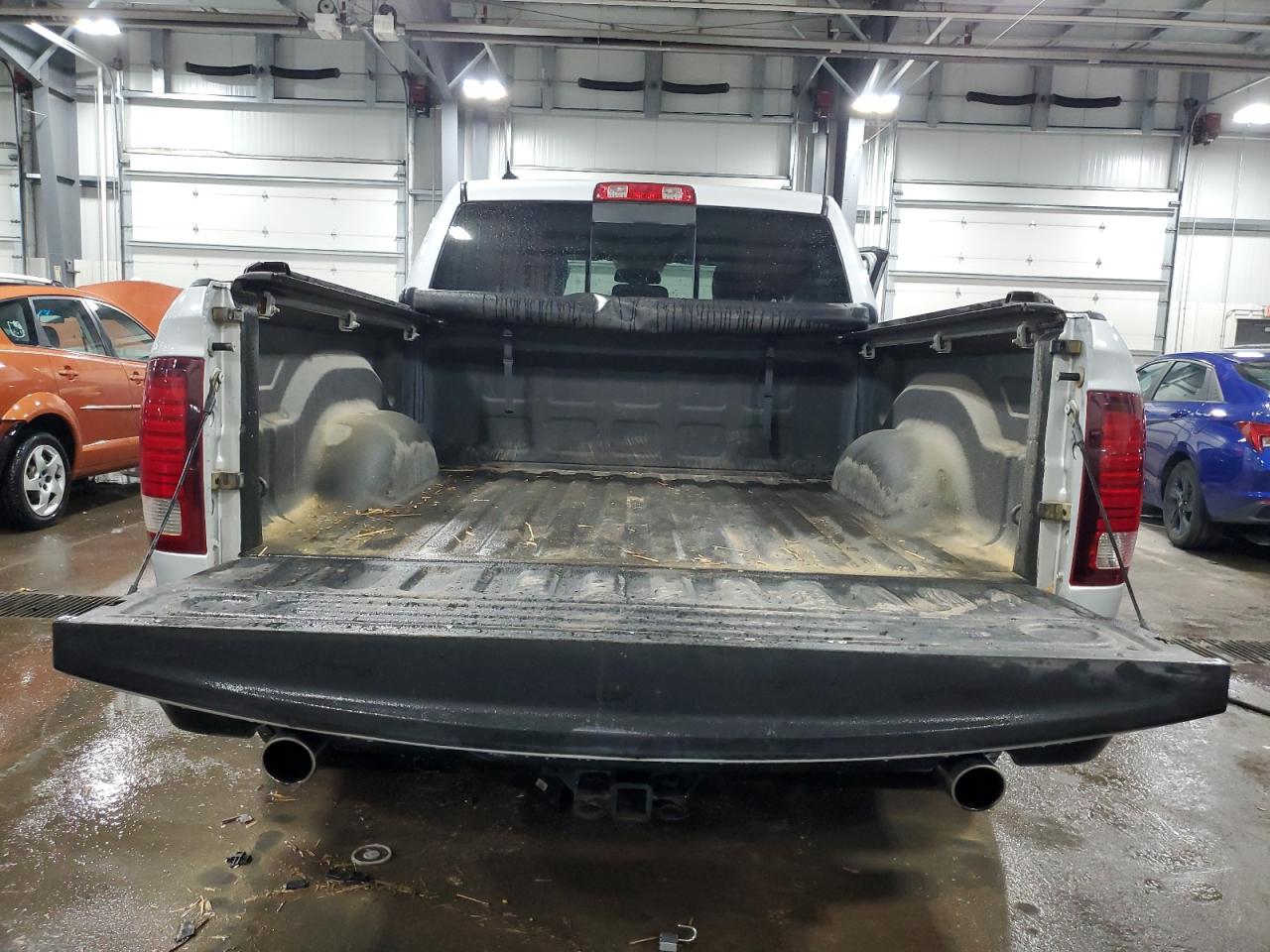 2016 RAM 1500 - Image 6