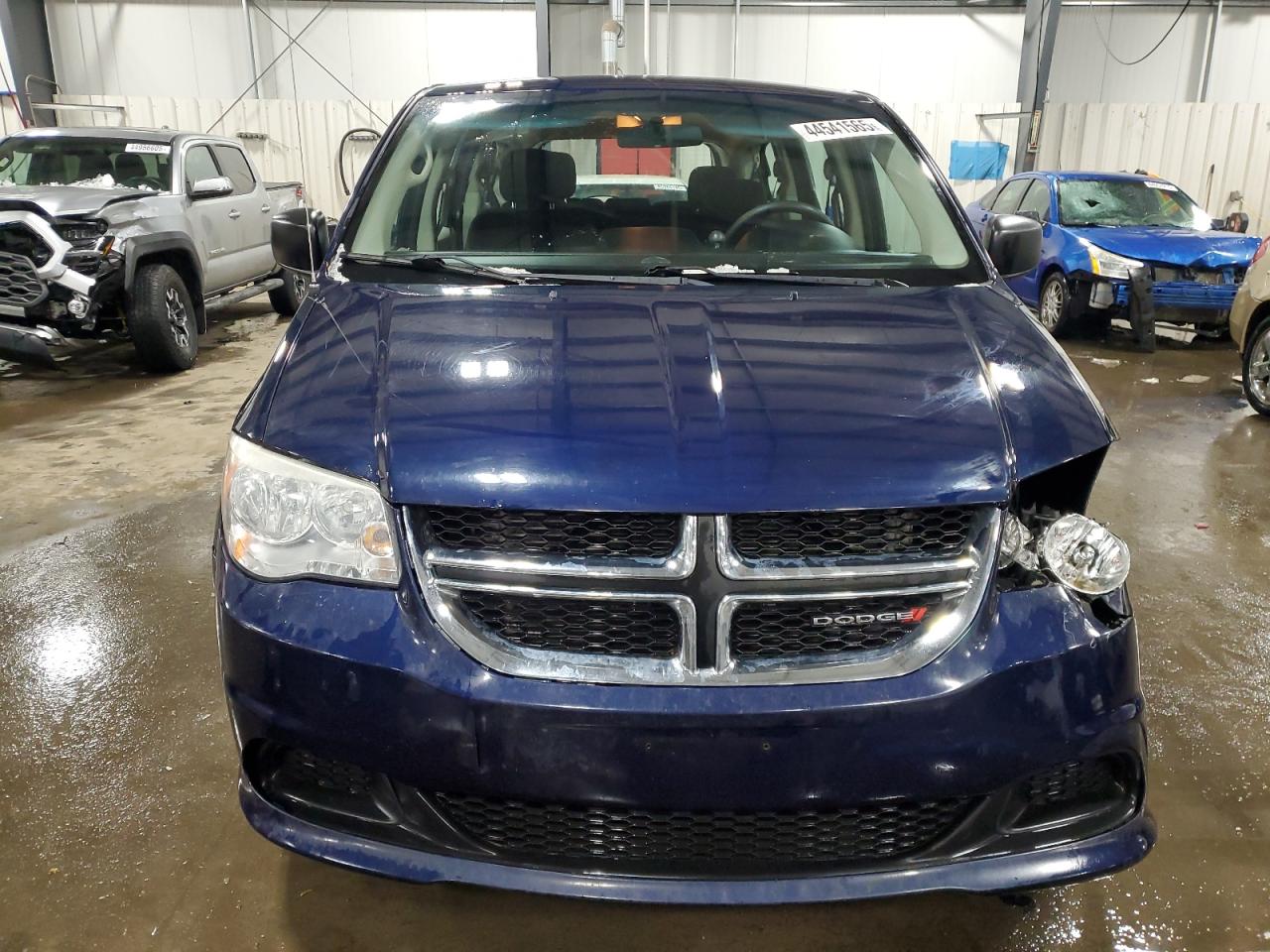 2012 Dodge Caravan - Image 5