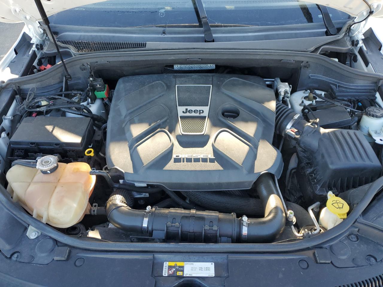 2014 Jeep Grand Cherokee - Image 12