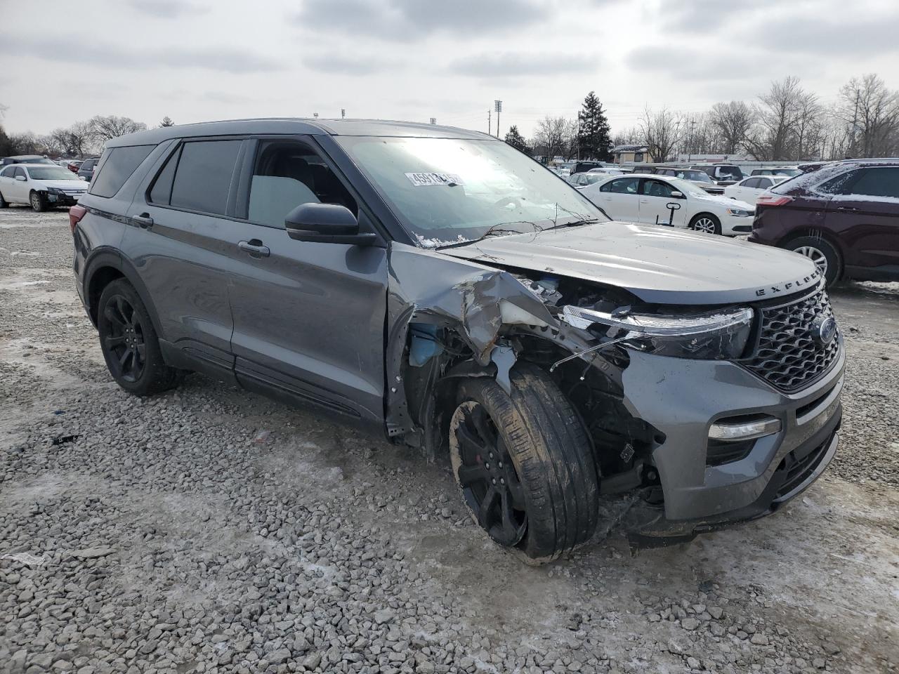 2022 Ford Explorer - Image 4
