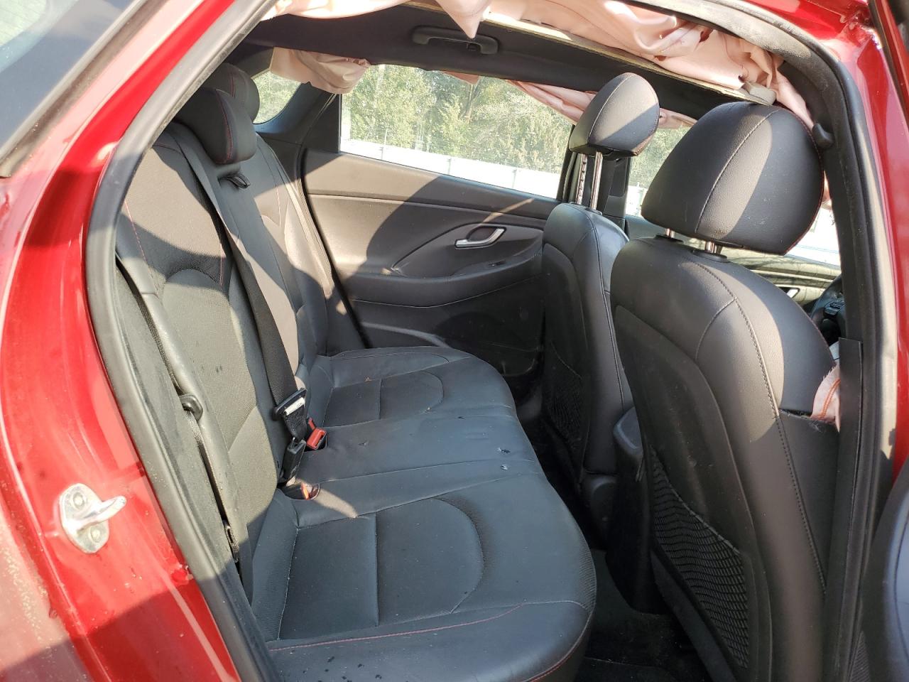 2018 Hyundai Elantra - Image 10