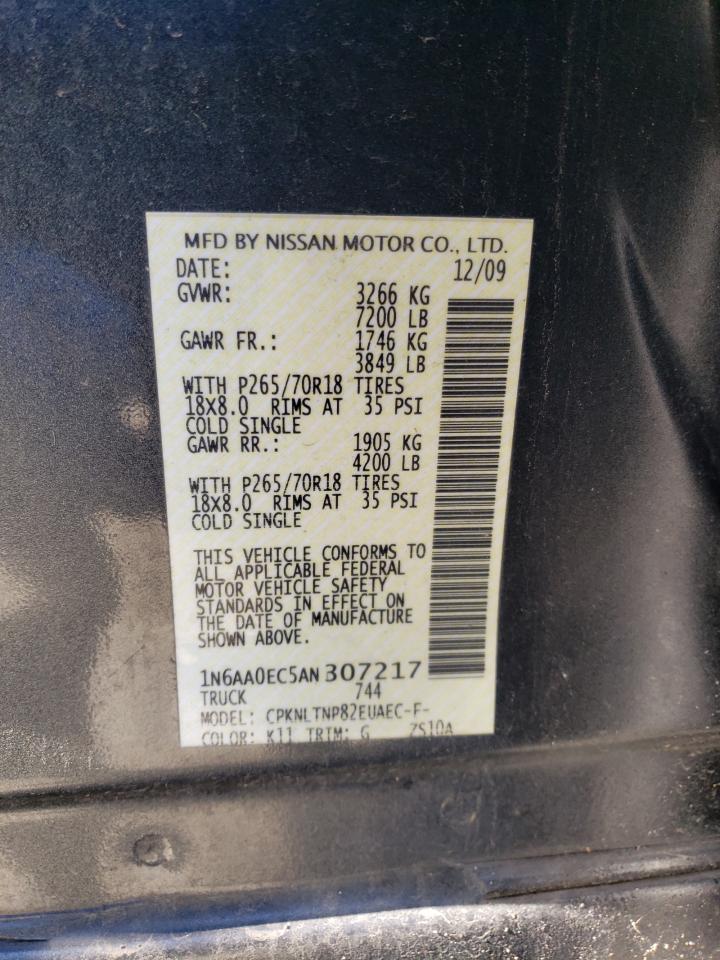 2010 Nissan Titan - Image 12