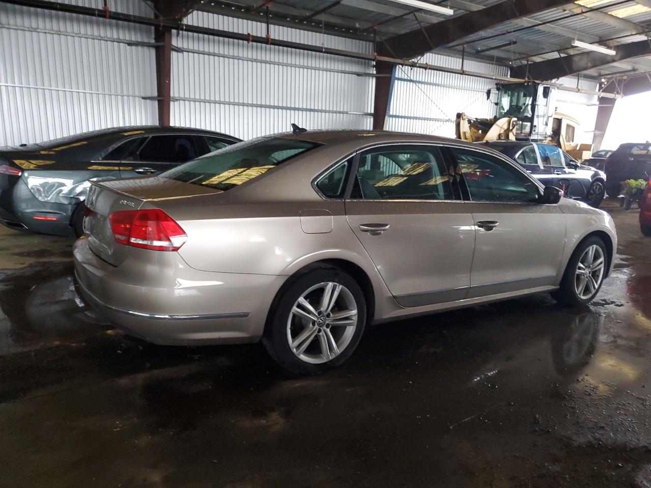2015 Volkswagen Passat - Image 3