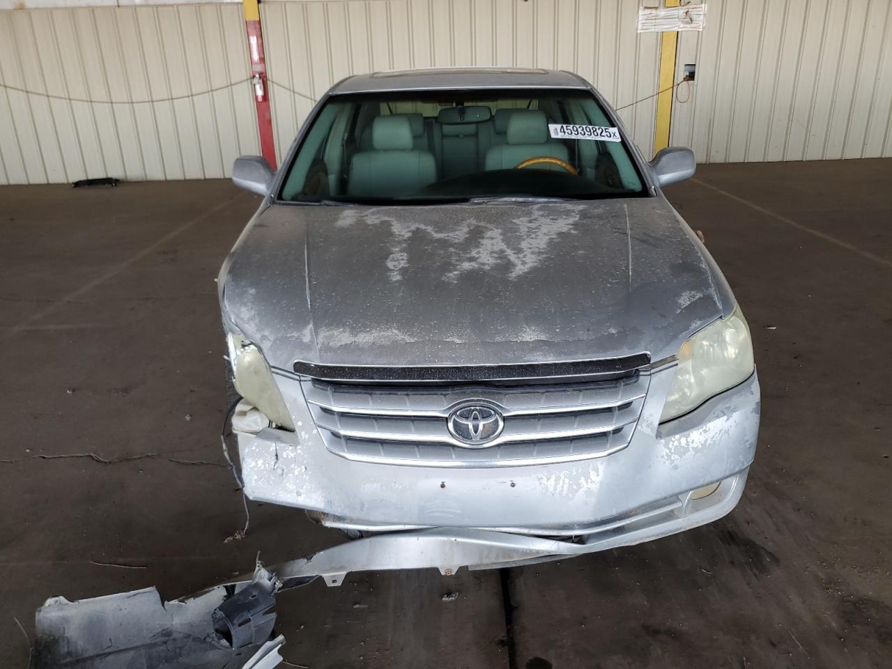 2006 Toyota Avalon - Image 5