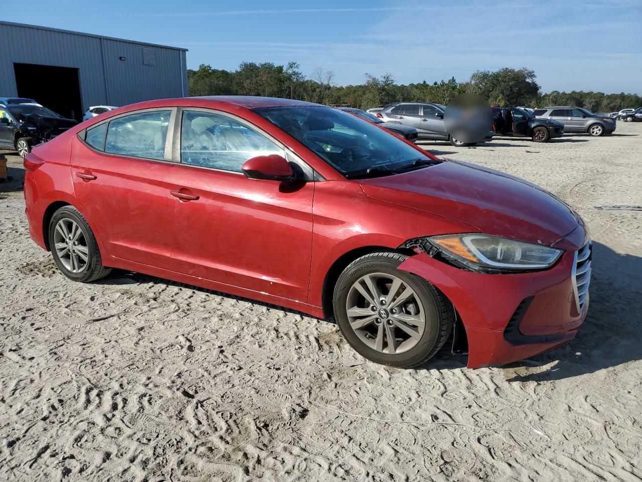 2017 Hyundai Elantra - Image 4