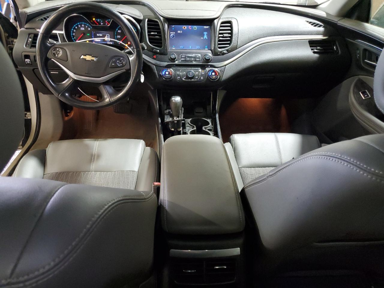 2014 Chevrolet Impala - Image 8