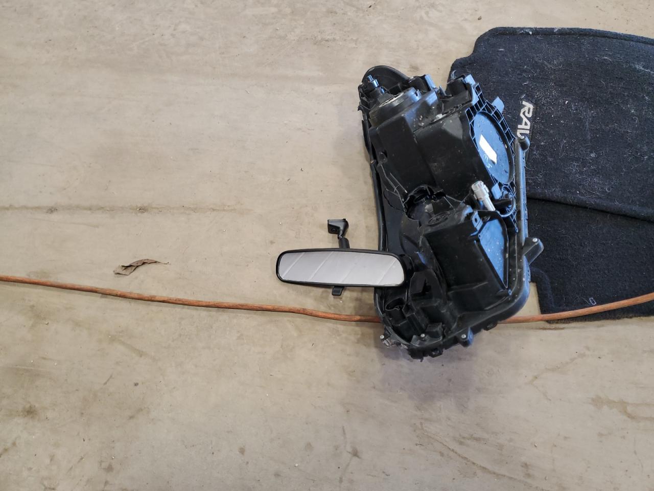 2016 Toyota RAV 4 - Image 13