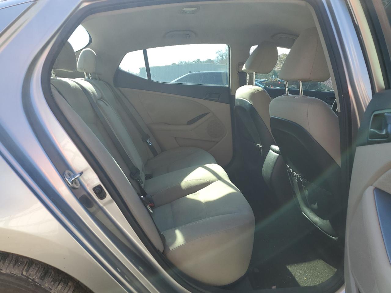2015 Kia Optima - Image 10
