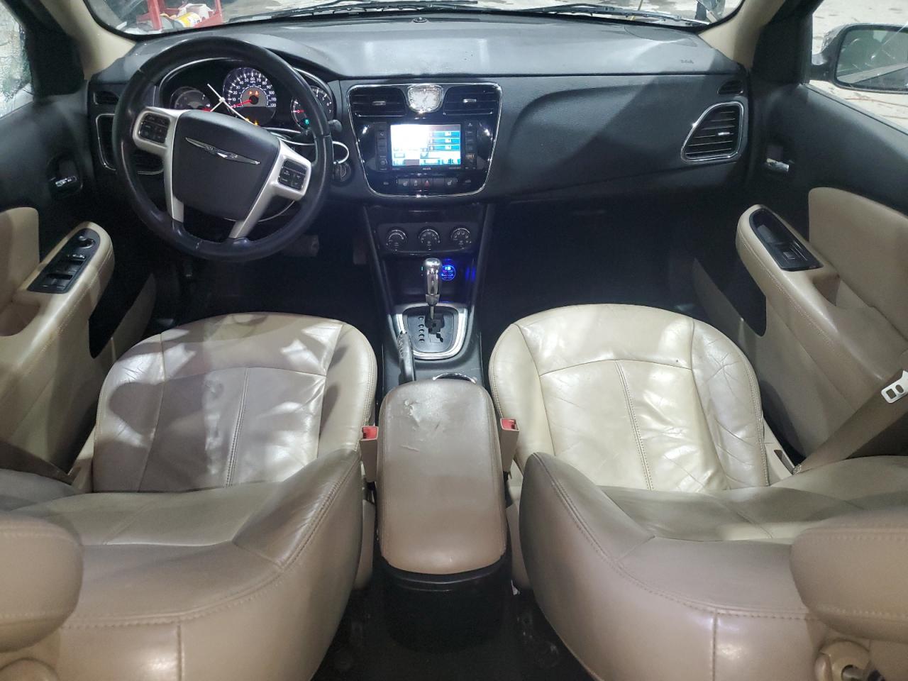 2012 Chrysler 200 - Image 8
