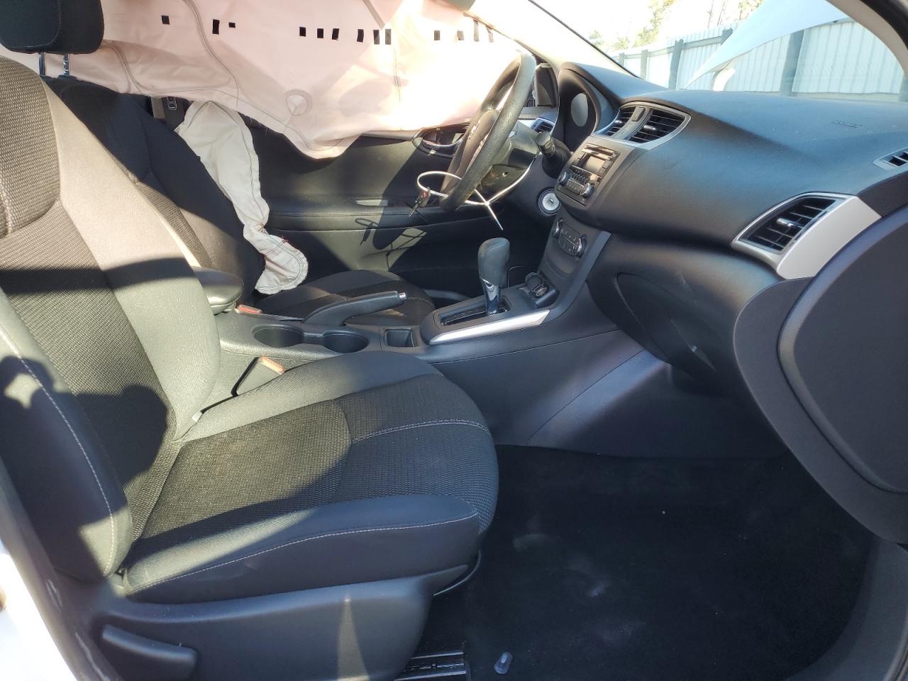 2017 Nissan Sentra - Image 7