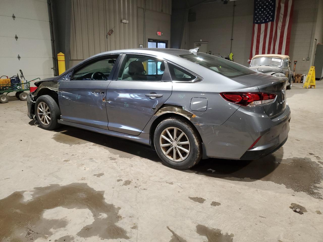 2019 Hyundai Sonata - Image 2