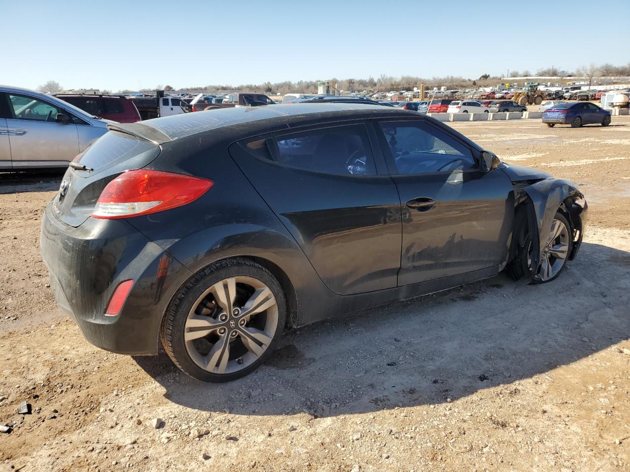 2013 Hyundai Veloster - Image 3