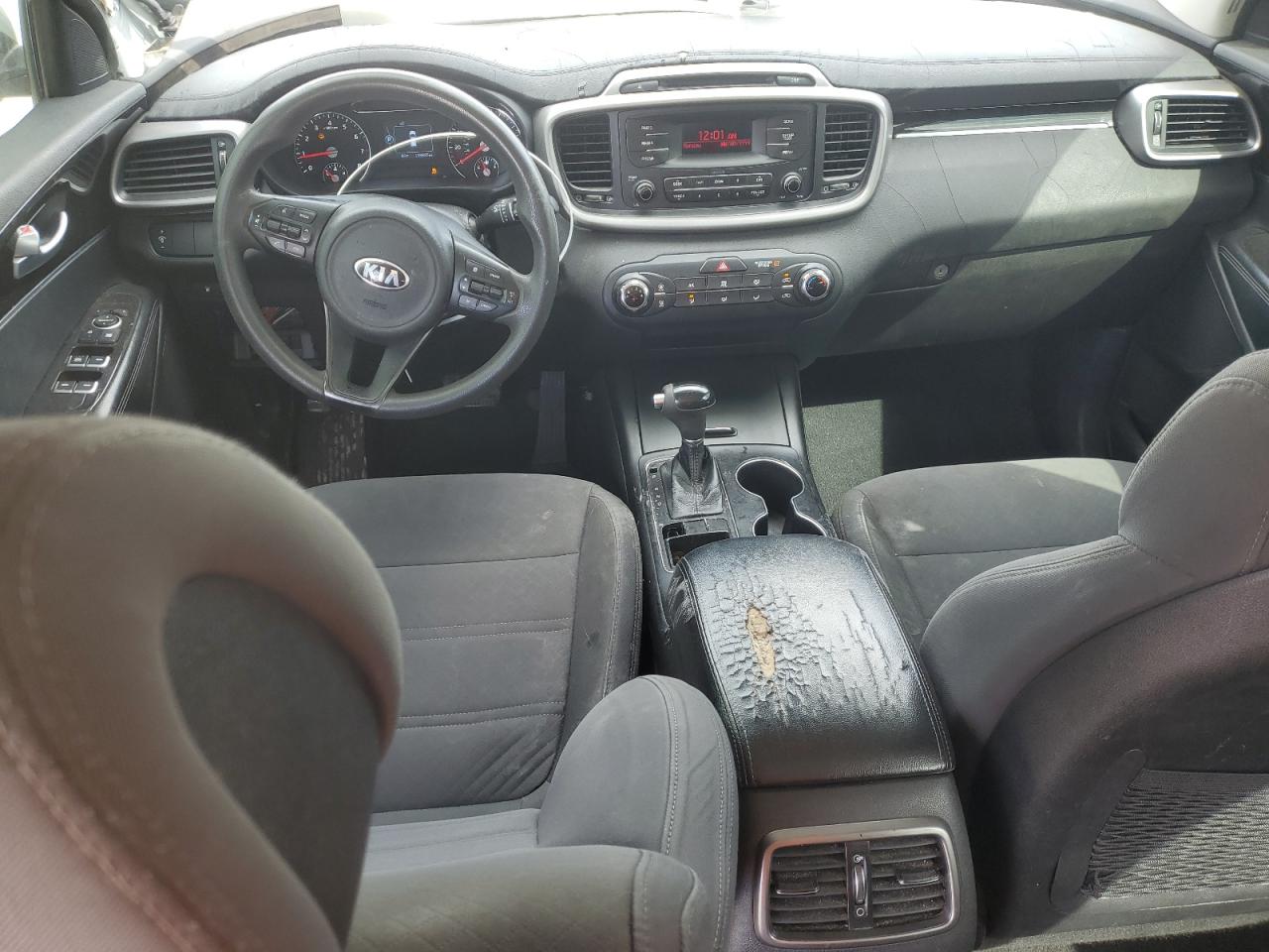 2016 Kia Sorento - Image 8