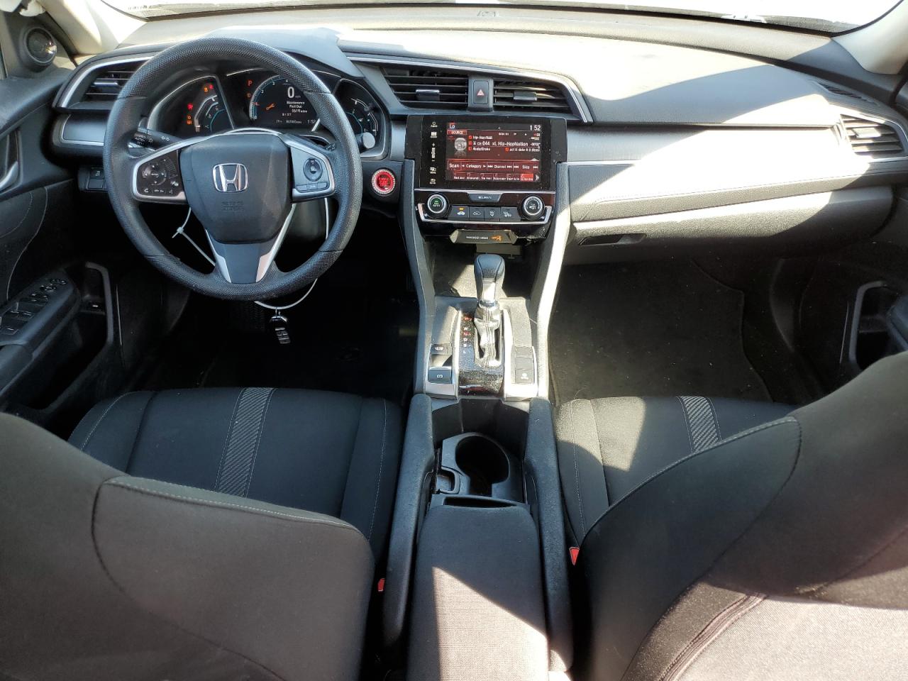 2018 Honda Civic - Image 8