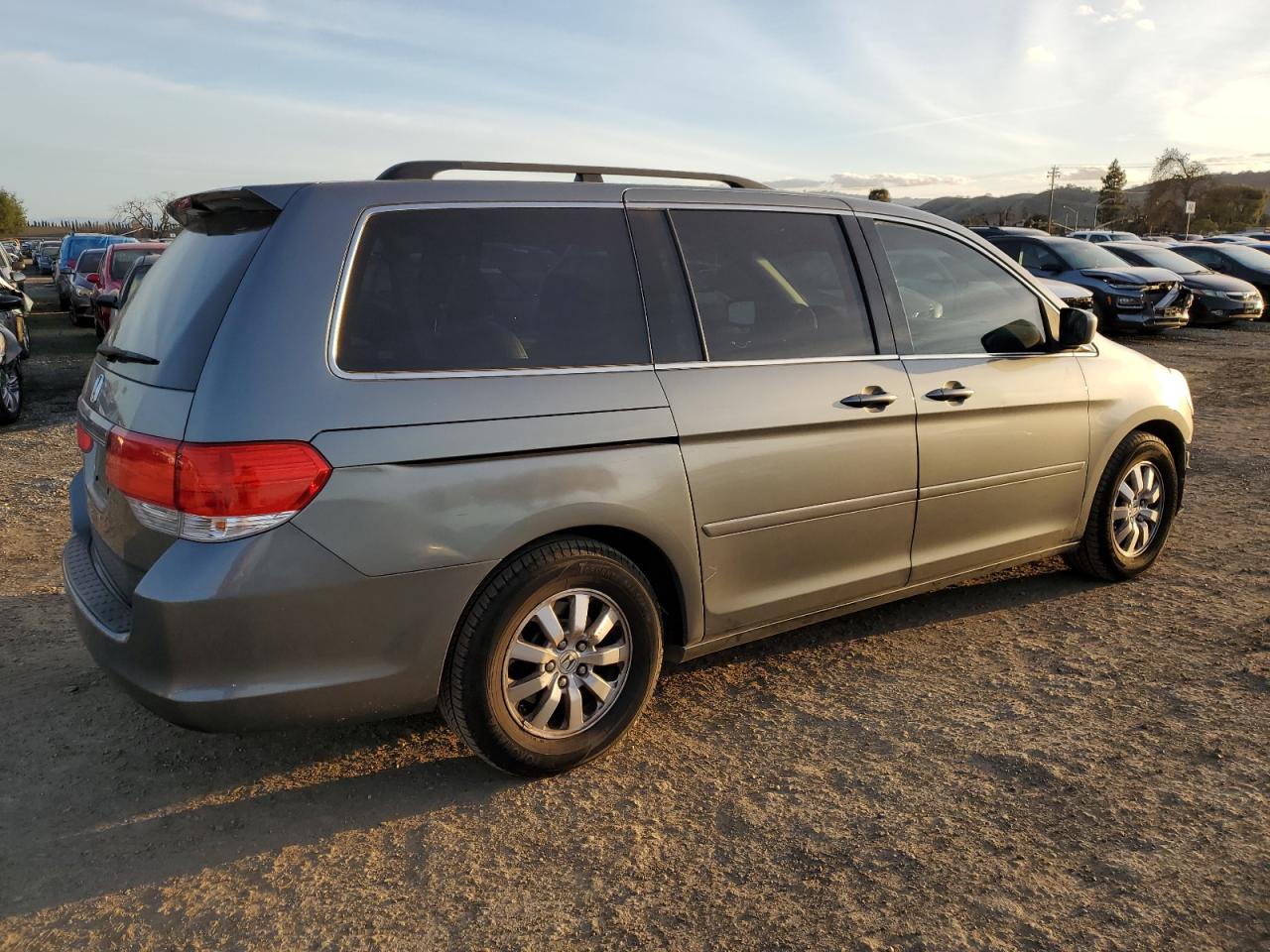 2009 Honda Odyssey - Image 3