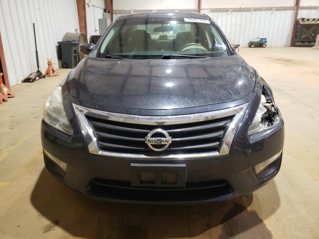 2015 Nissan Altima - Image 5