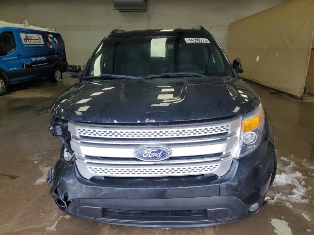 Parquets FORD EXPLORER 2013 Czarny