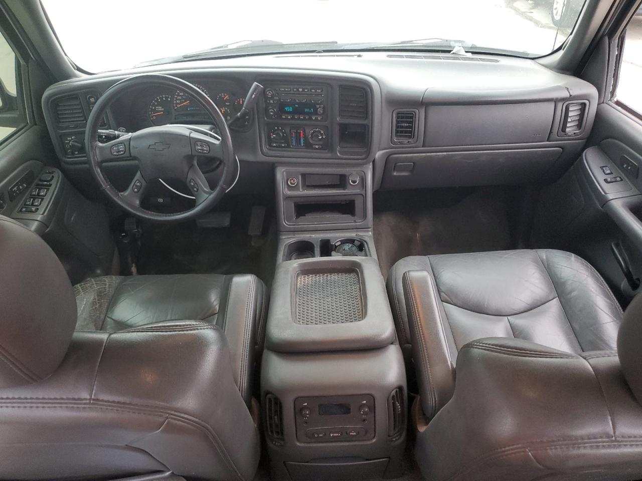 2005 Chevrolet Silverado - Image 8
