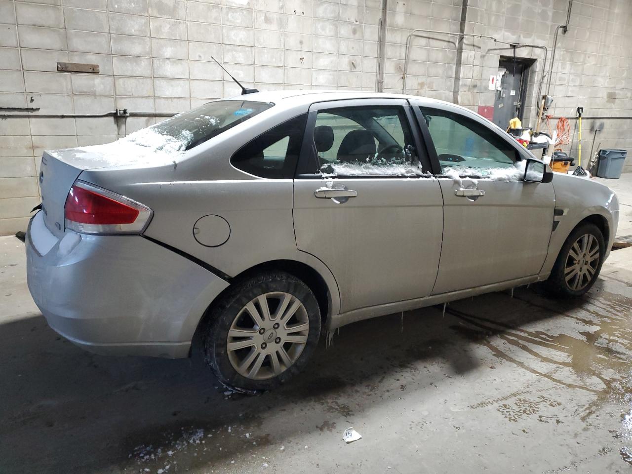 2009 Ford Focus - Image 3