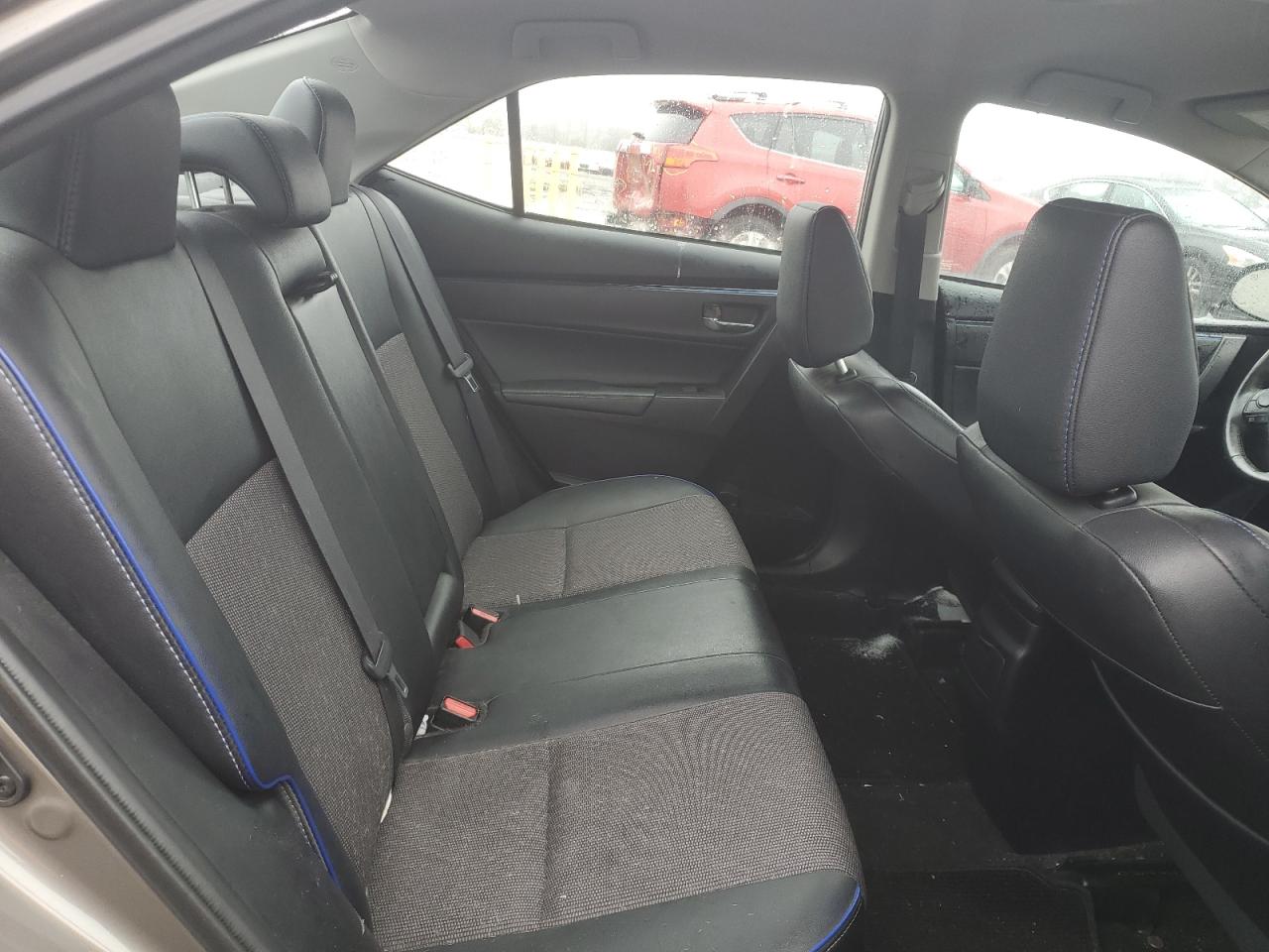 2017 Toyota Corolla - Image 10