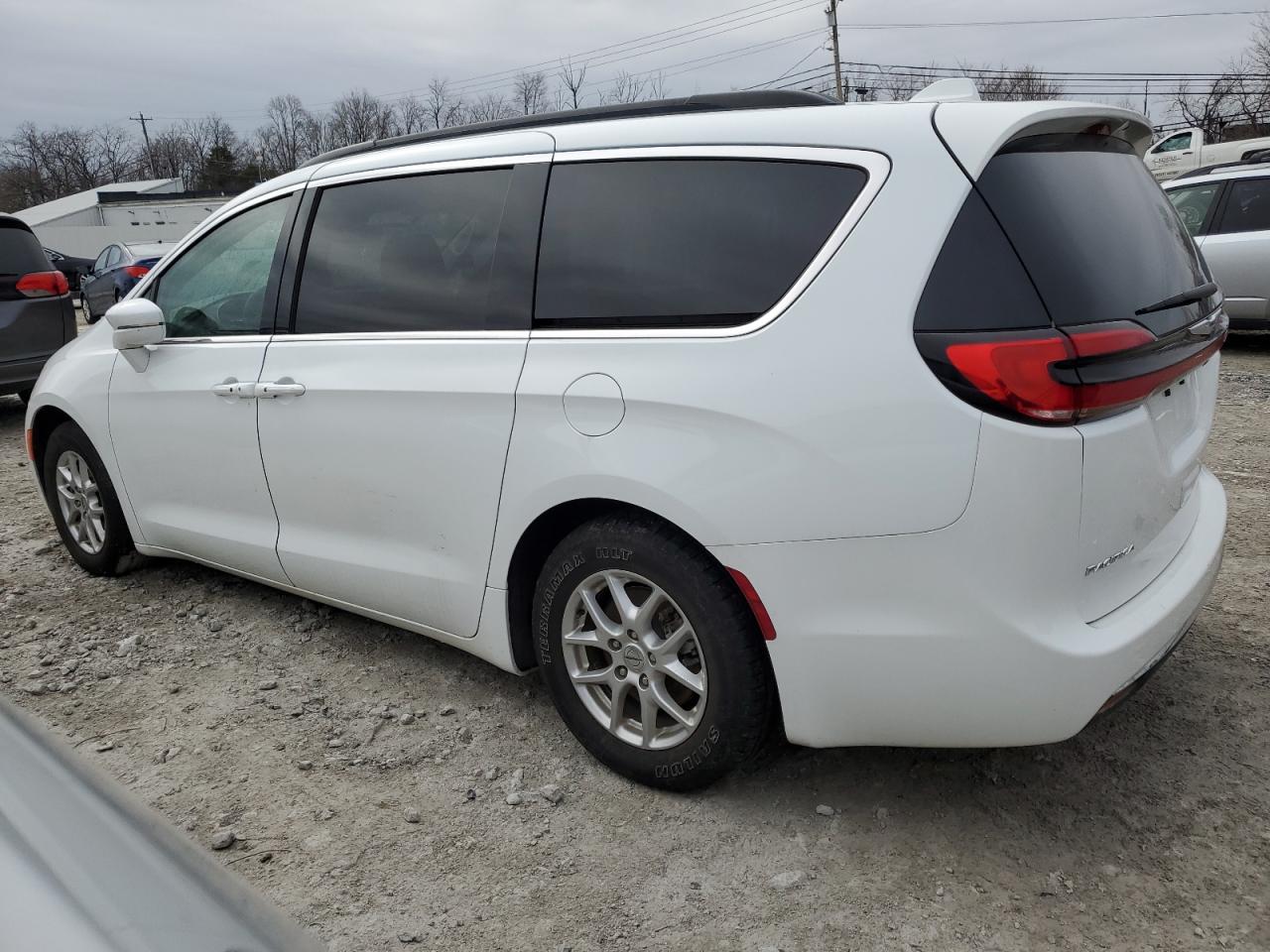 2022 Chrysler Pacifica - Image 2