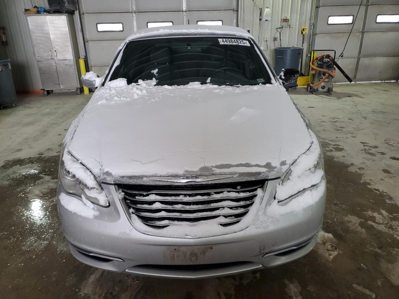 2012 Chrysler 200 - Image 5