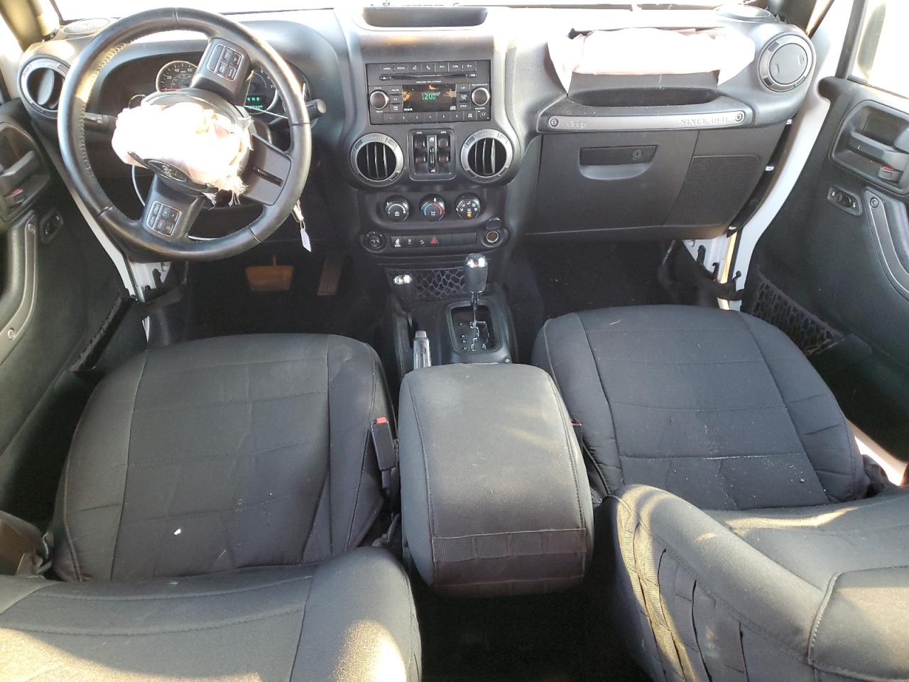 2017 Jeep Wrangler - Image 8