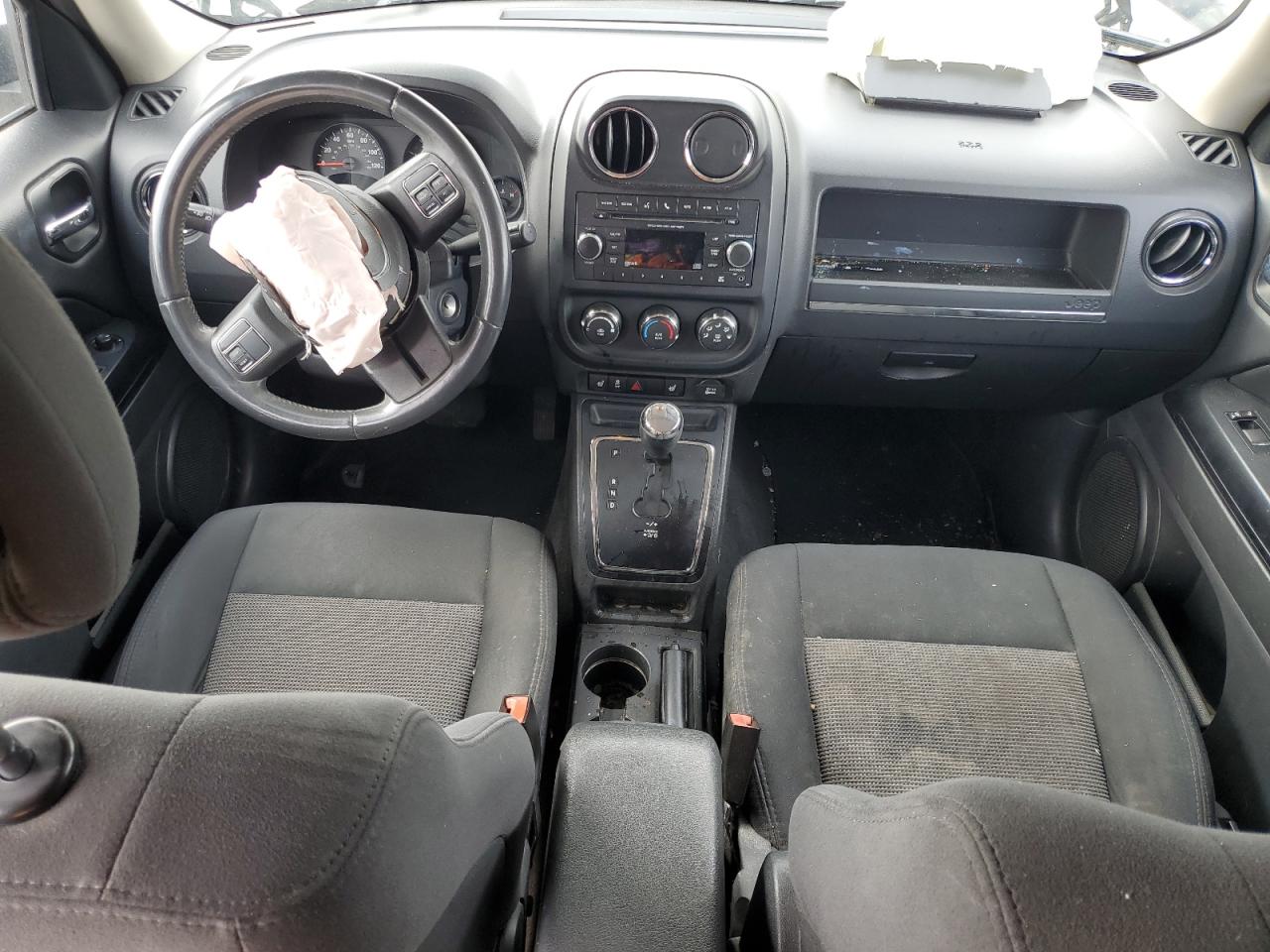 2012 Jeep Liberty (Patriot) - Image 8