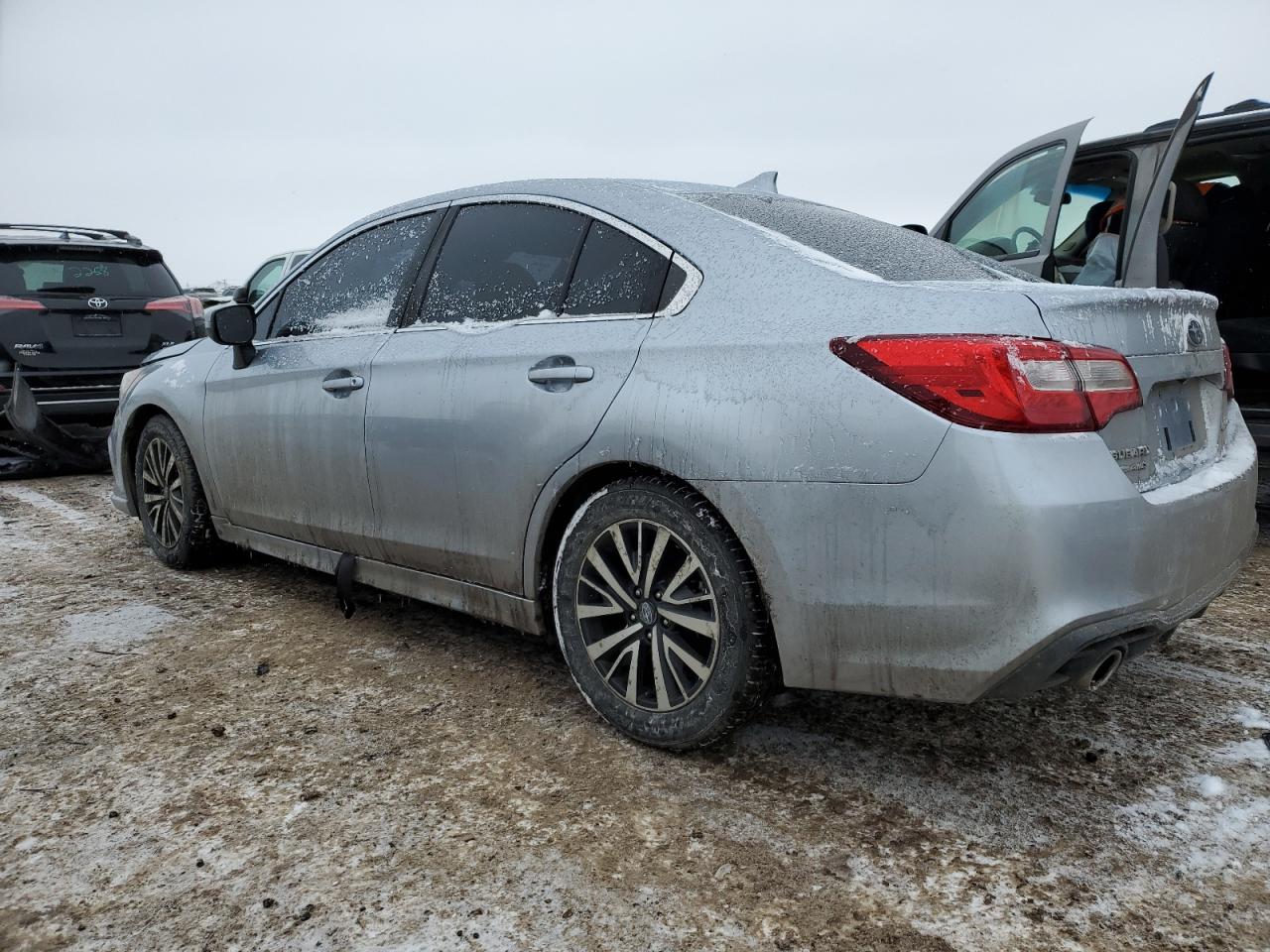 2018 Subaru Legacy - Image 2
