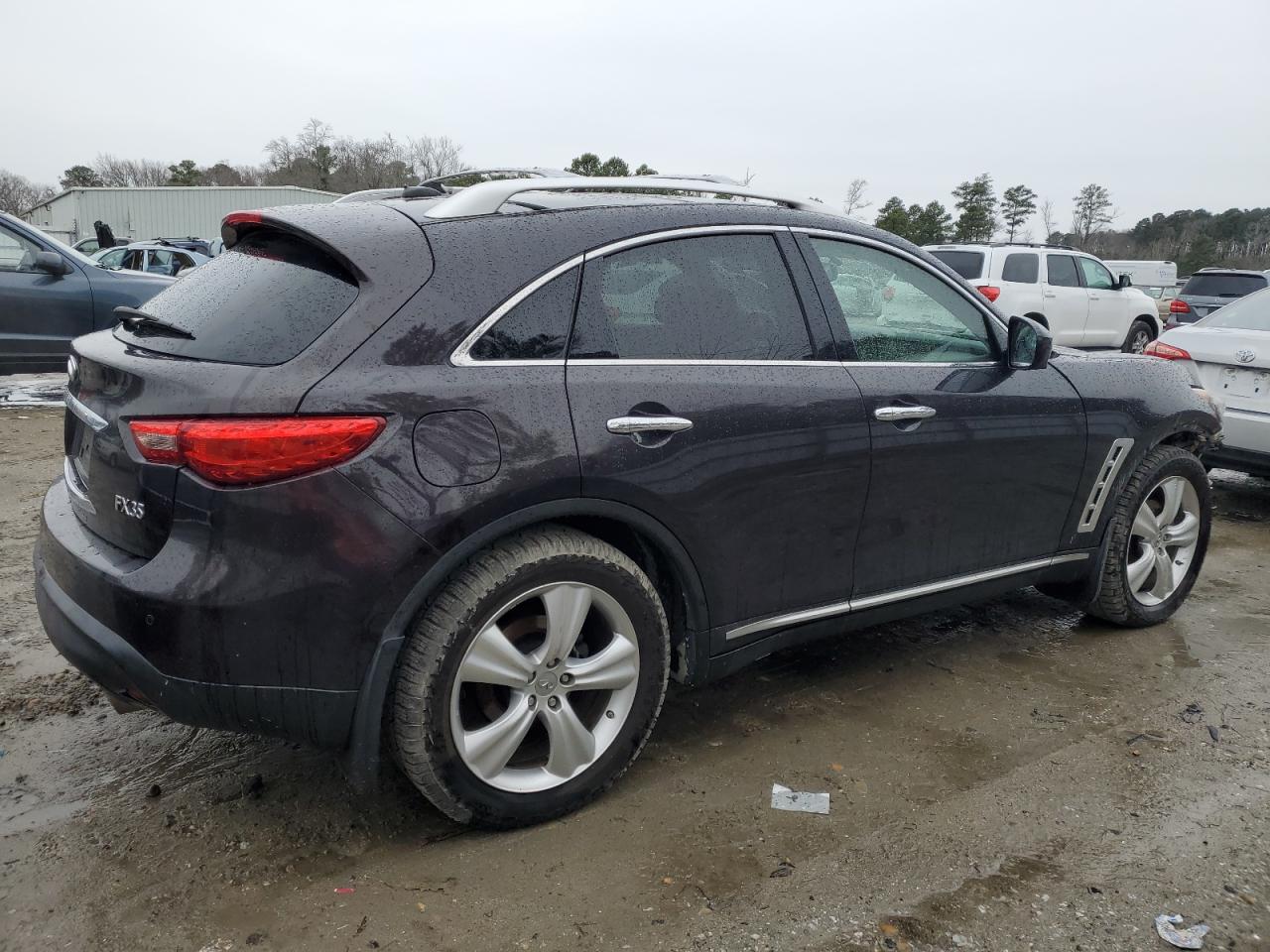 2010 Infiniti FX - Image 3