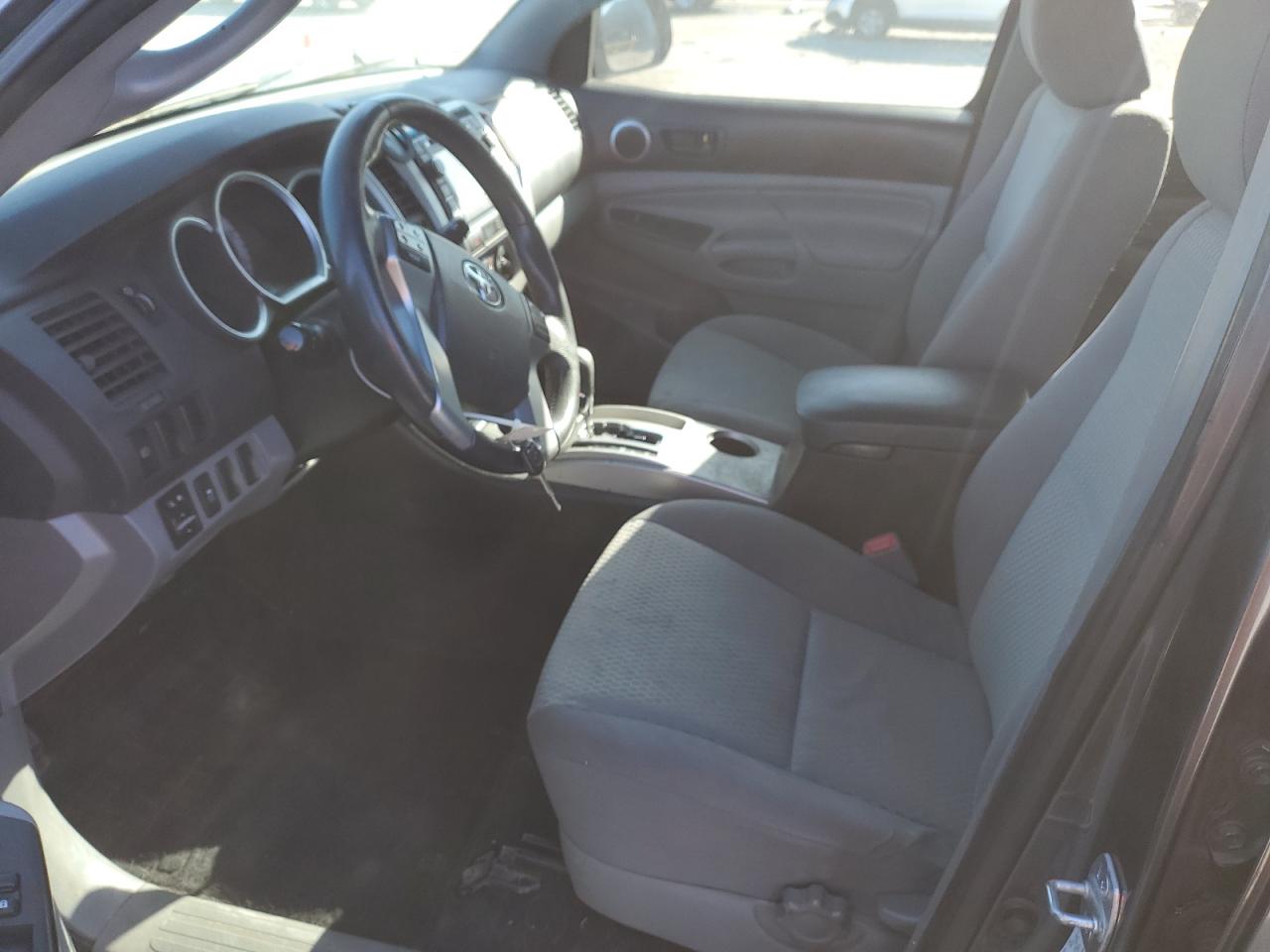 2013 Toyota Tacoma - Image 7