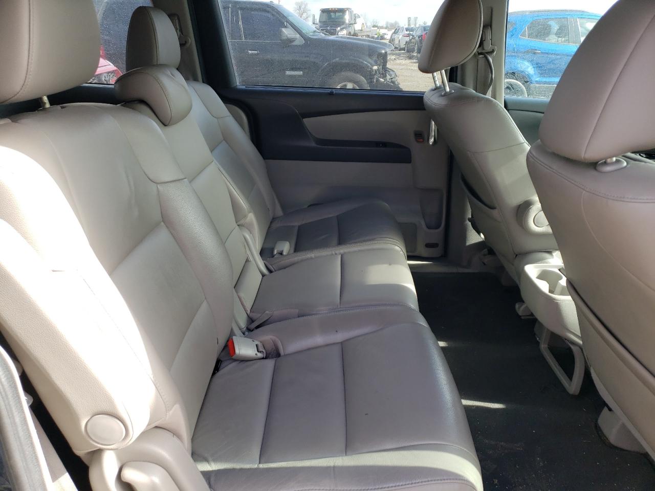 2014 Honda Odyssey - Image 11