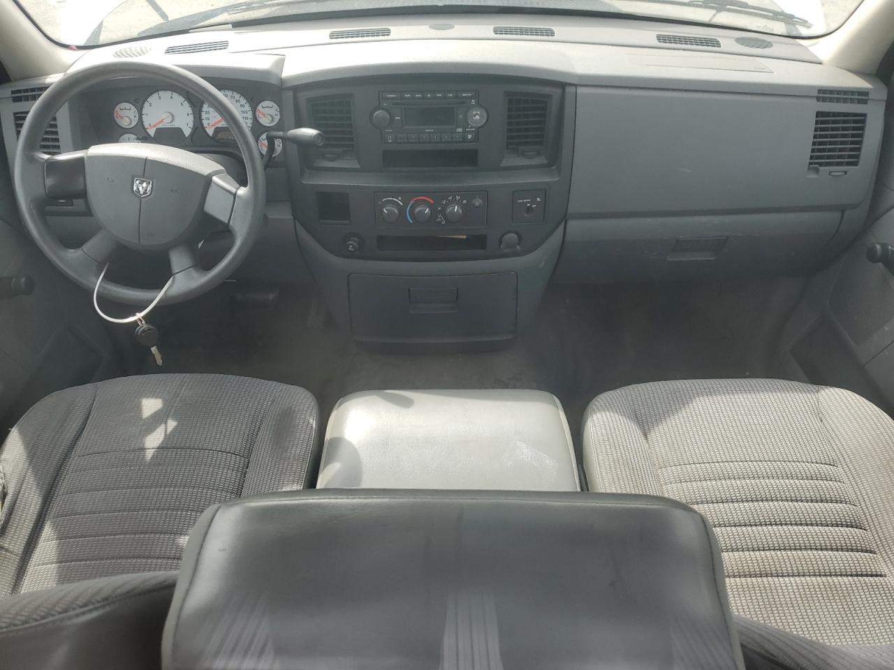 2006 Dodge RAM - Image 8