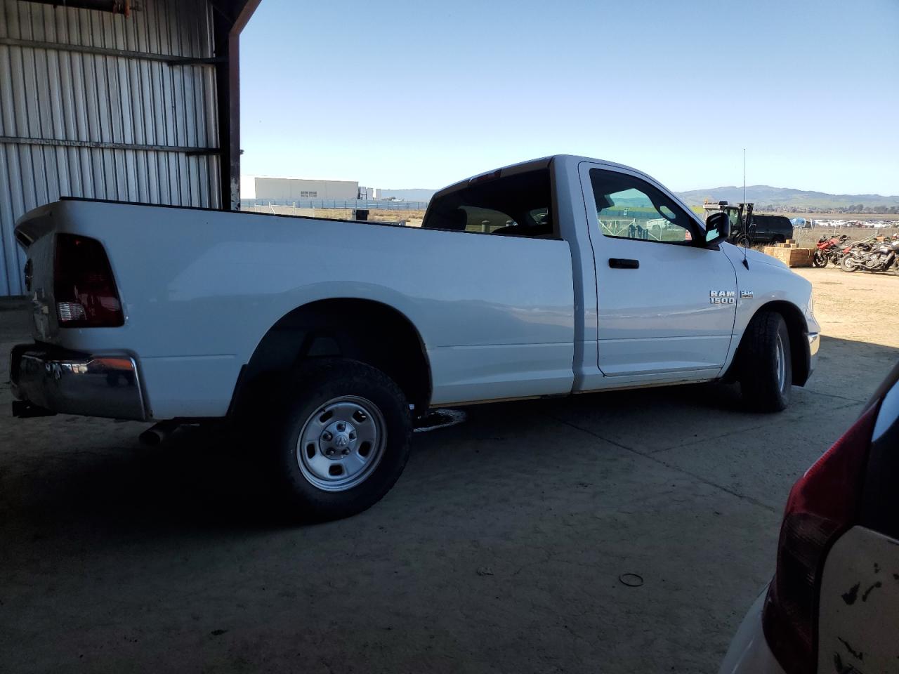 2017 RAM 1500 - Image 3