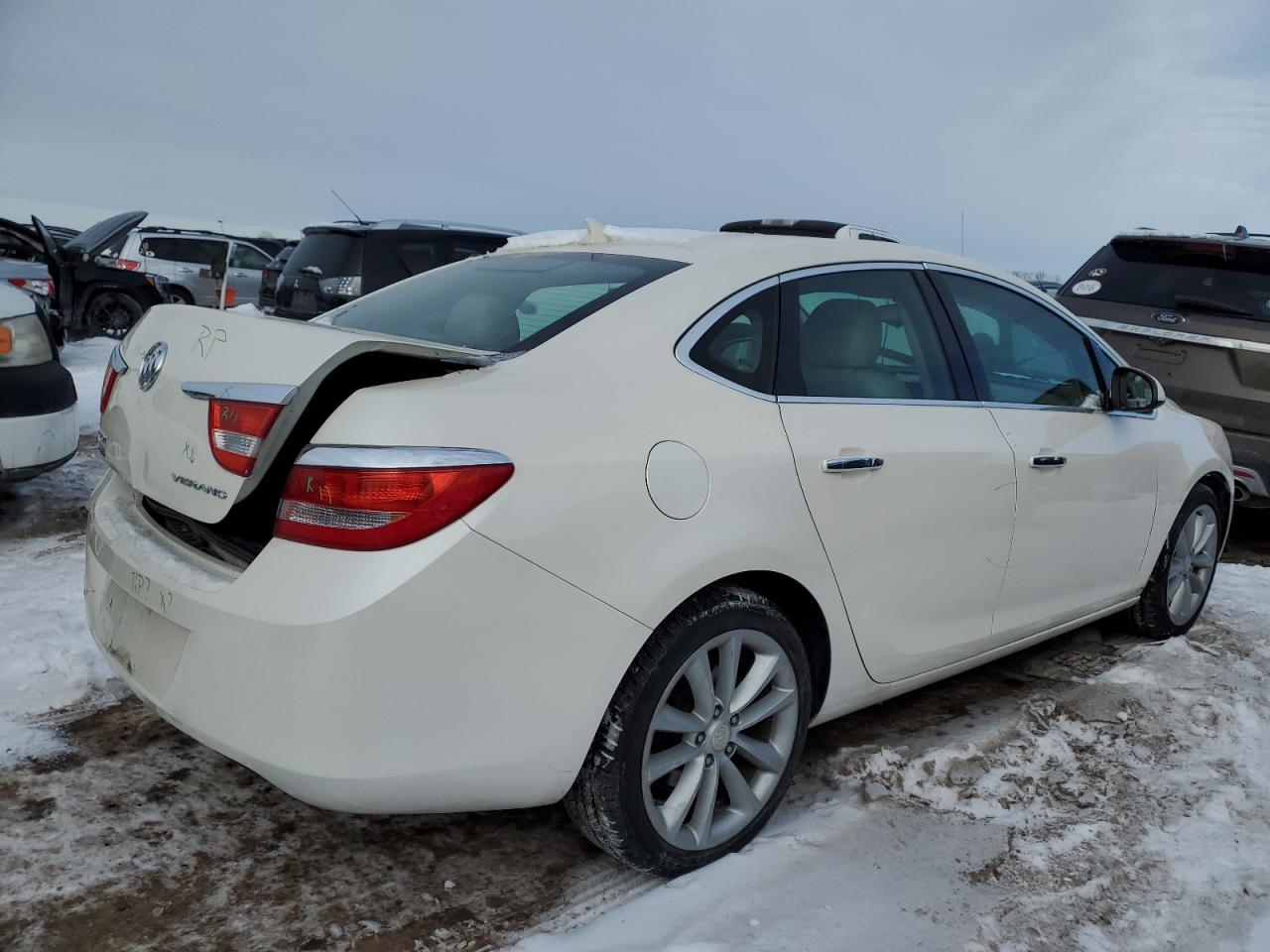 2013 Buick Verano - Image 3
