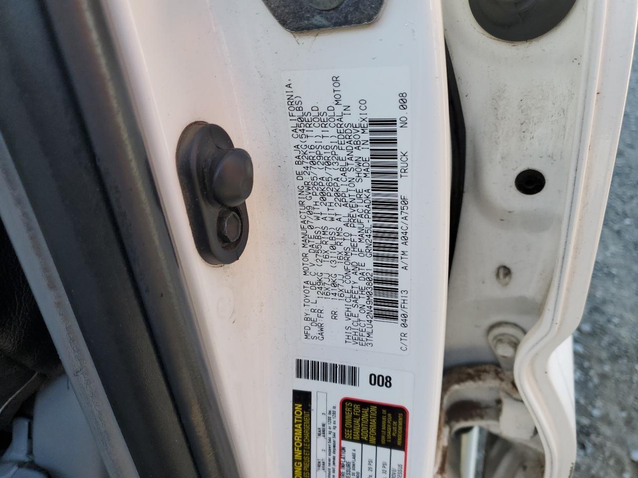 2009 Toyota Tacoma - Image 12