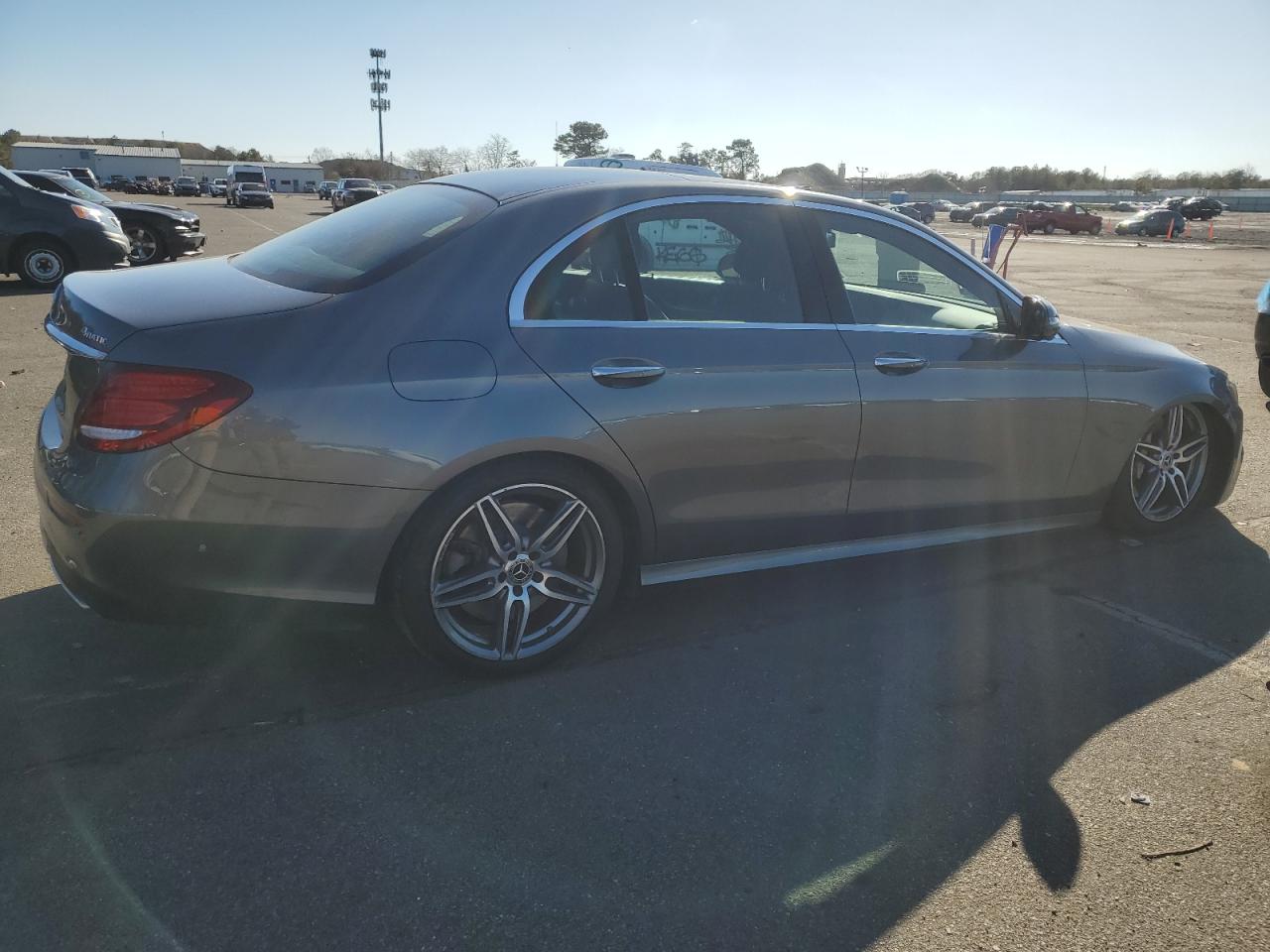 2020 Mercedes-Benz E-klasse - Image 3
