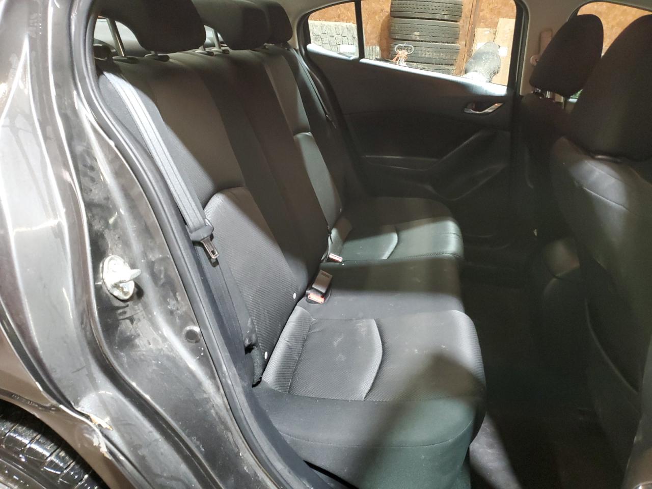 2018 Mazda 3 - Image 10