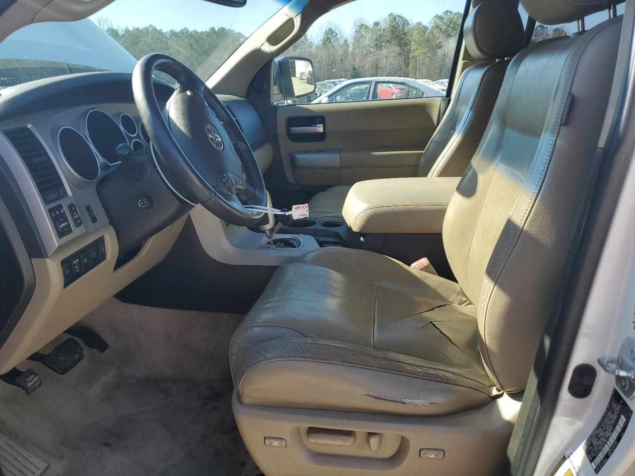 2008 Toyota Sequoia - Image 7